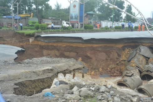 Chủ đầu tư Nam Cường: Chất lượng đường Lê Văn Lương không có vấn đề gì?