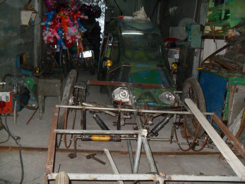 'Lão kỹ sư chân đất' và những sáng chế 'độc' ở Sài Thành