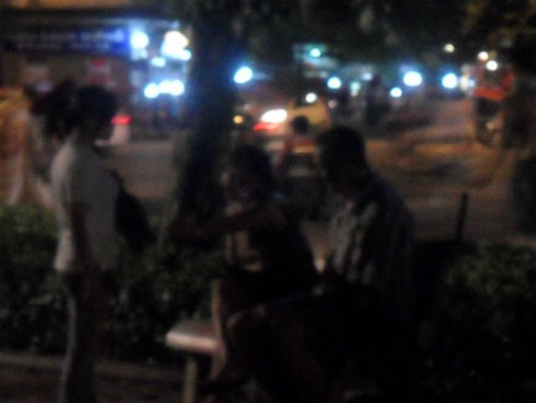 `Chém` khách, xin đểu khách ta quanh Hồ Gươm