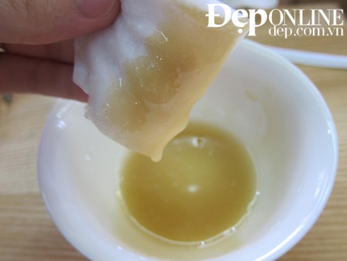 Mẹo hay mỗi tuần: Mặt nạ muối - mật ong