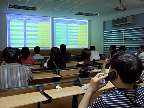 ACB tăng giá mạnh, Vn-Index lên sát 400 điểm