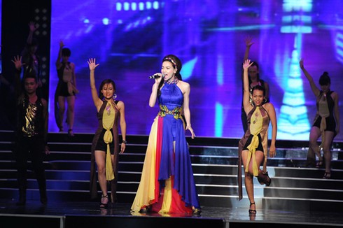 Hồ Ngọc Hà khuấy động sân khấu Hoa hậu Việt Nam