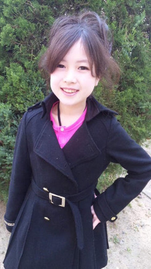 Mẫu nhí 11 tuổi người Nhật gây sốt trên mạng