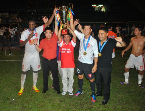 Bầu Thụy: 'Ai nói Sài Gòn XT bị rao bán là kẻ phá hoại bóng đá'