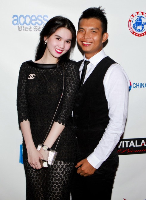 `Nữ hoàng nội y` Ngọc Trinh diện đầm đen dự tiệc ở Mỹ