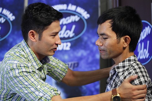 Quốc Trung bị 'tố' coi thường thí sinh Vietnam Idol