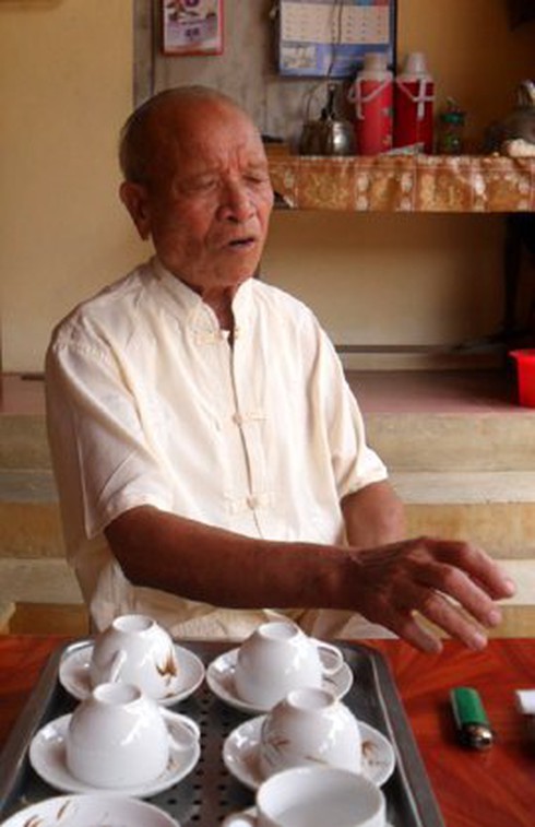 Người phi công đặc biệt 9 năm chở Bác Hồ