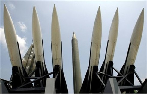 Mỹ đang “siết thòng lọng” vào cổ Trung Quốc?