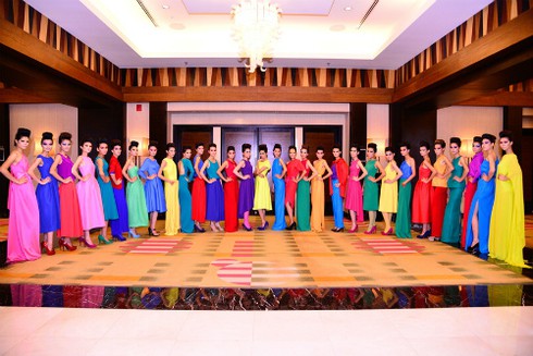 Next Top Model gây sốc khi thẳng tay loại một nửa thí sinh