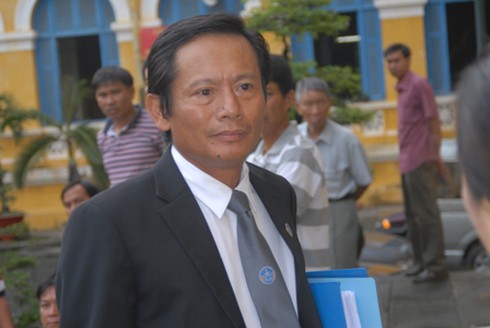 Bắt đầu phiên xét xử nhà báo Hoàng Khương