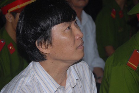 Bắt đầu phiên xét xử nhà báo Hoàng Khương