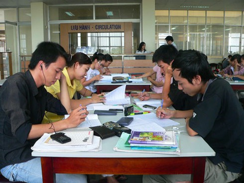 Làm quen với cách học đại học