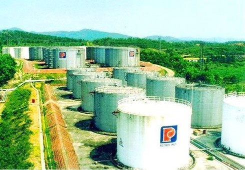 Petrolimex tồn kho tạm nhập tái xuất xăng dầu cao nhất