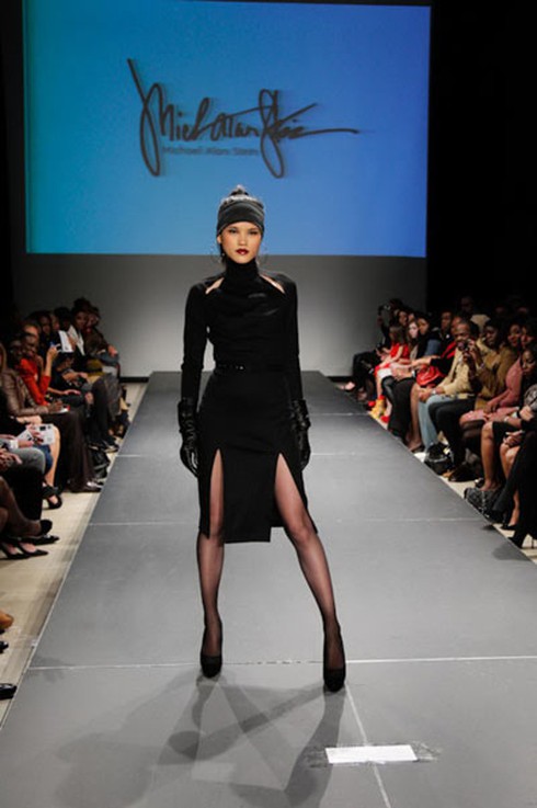 Gian nan như người mẫu xuất ngoại