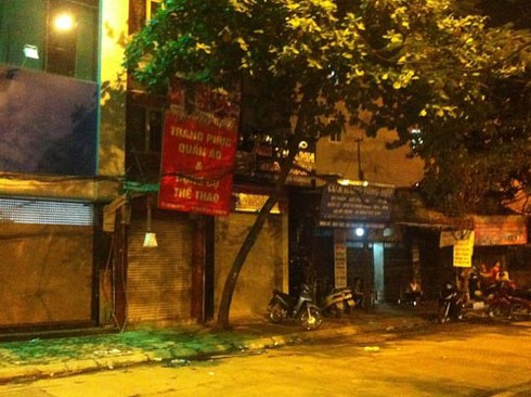 Va chạm xe biến thành hỗn chiến, 2 người bị chém, 1 chết tại chỗ