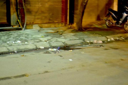 Va chạm xe biến thành hỗn chiến, 2 người bị chém, 1 chết tại chỗ