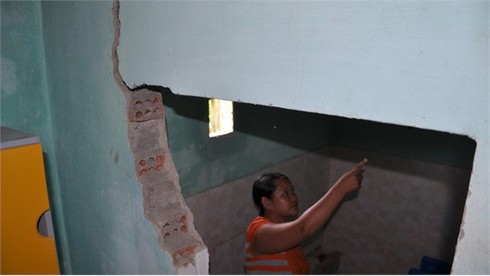 Giải tán phòng họp của huyện vì rung chấn mạnh ở Quảng Nam