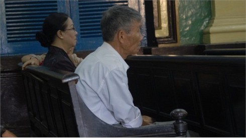 Vụ nhà báo Hoàng Khương: Đắng lòng nhìn nước mắt người cha