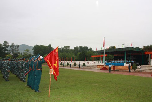 Bộ đội pháo phòng không diễn tập thực binh đánh địch tấn công