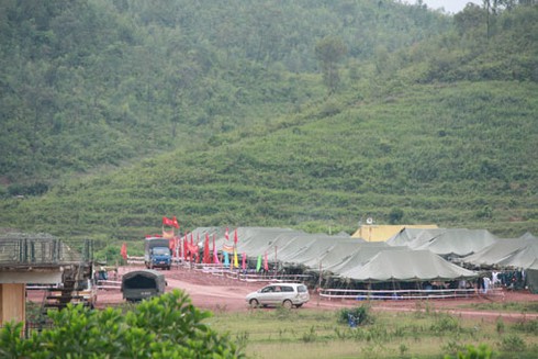 Bộ đội pháo phòng không diễn tập thực binh đánh địch tấn công