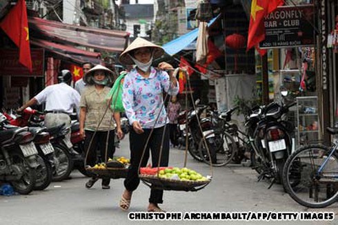 Quan điểm của 'Tây' về bia hơi, phố cổ và... sang đường ở Hà Nội
