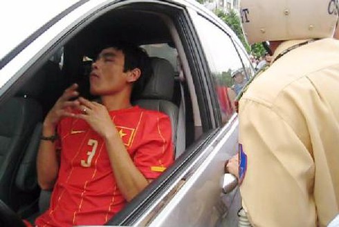 Nạn nhân vụ 'xe đại náo' của cầu thủ Huy Hoàng lên tiếng