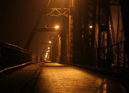 Cướp hoành hành táo tợn trên cầu Long Biên và Vĩnh Tuy