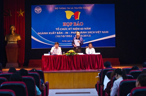 Nhiều hoạt động kỷ niệm 60 năm Ngành Xuất bản – In – Phát hành