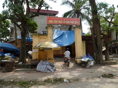 Nhà văn hóa “biến” thành quán bia hơi