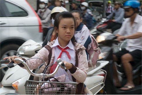 Người Hà Nội thích thú đón rét sớm