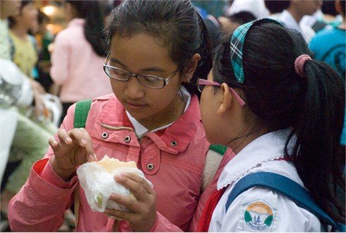 Người Hà Nội thích thú đón rét sớm