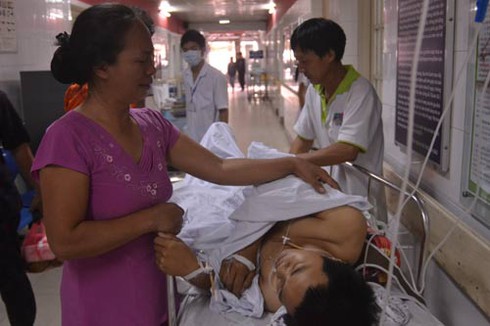 Gia cảnh chàng trai bán bóng bay bị ngã cầu Vĩnh Tuy