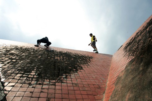 Ngôi nhà bỏ hoang trong công viên Thống Nhất