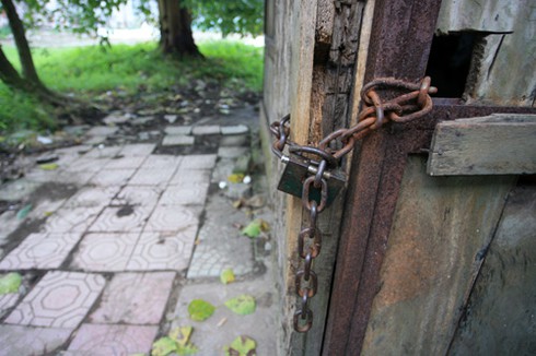 Ngôi nhà bỏ hoang trong công viên Thống Nhất