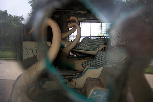 Ngôi nhà bỏ hoang trong công viên Thống Nhất