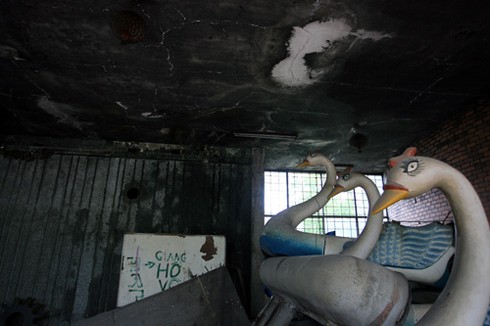 Ngôi nhà bỏ hoang trong công viên Thống Nhất