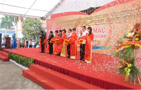 30 triệu bản sách tại Triển lãm – Hội chợ Sách quốc tế VN 2012