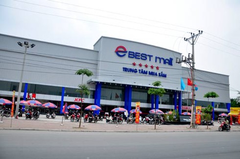 Giả vờ mang bầu để trộm cắp dầu gội đầu