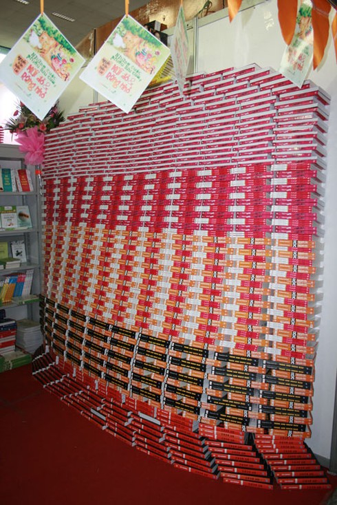 Độc đáo cột mốc Trường Sa giữa lòng Hà Nội