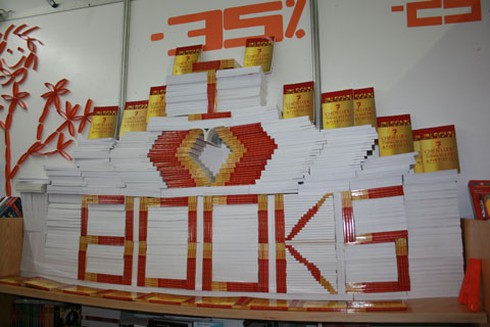 Độc đáo cột mốc Trường Sa giữa lòng Hà Nội