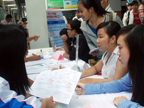 Bó tay bài toán thí sinh ảo