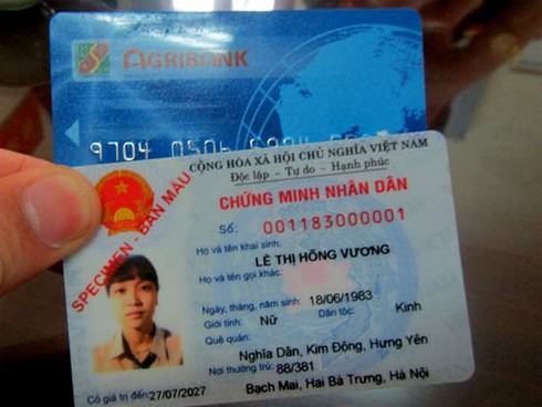 Cận cảnh đi làm Chứng minh thư mẫu mới