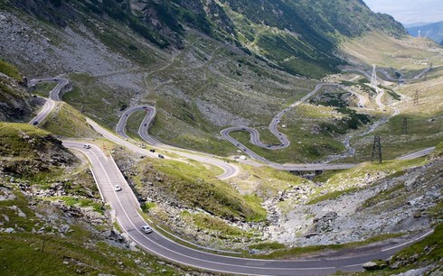 Khám phá 15 cung đường nguy hiểm trên thế giới - ảnh 9