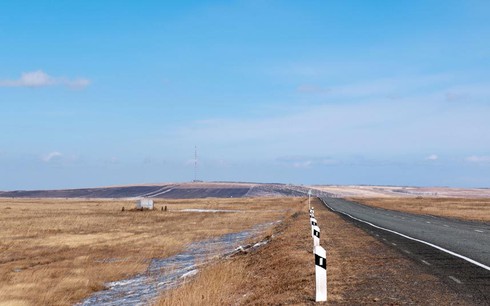 Khám phá 15 cung đường nguy hiểm trên thế giới - ảnh 1