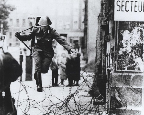 Những bí mật ít người biết về Bức tường Berlin - ảnh 4