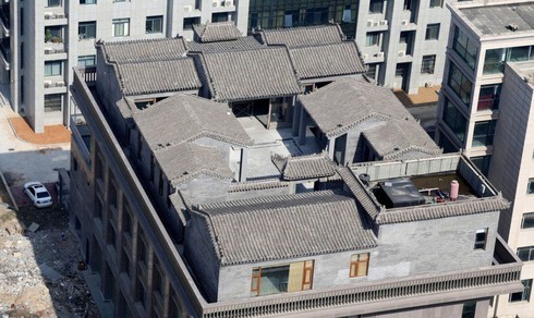 10 ngôi nhà sáng tạo độc đáo... bất hợp pháp ở Trung Quốc - ảnh 3