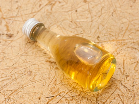 Gót chân nứt nẻ mùa đông, phải làm sao? - ảnh 1