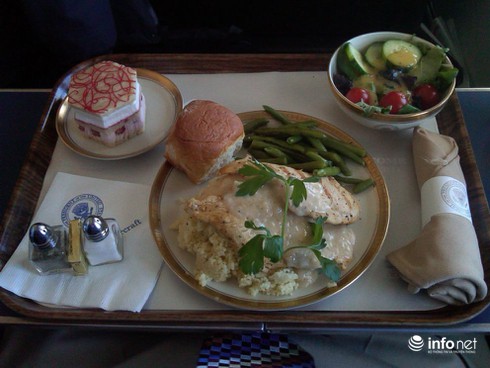 Phi cơ của Tổng thống Mỹ có gì đặc biệt? - ảnh 6