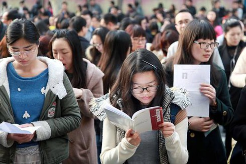 Công chức Trung Quốc đua nhau nhảy việc - ảnh 1