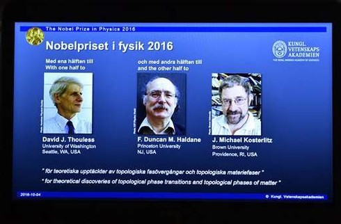 Người chiến thắng Nobel Vật Lý 2016 là ai? - ảnh 1